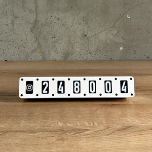 Live Follower Counter for  Instagram, TikTok, YouTube, Twitch & X - Social Media Desk Display, Wi-Fi, 3D-Printed Gadget