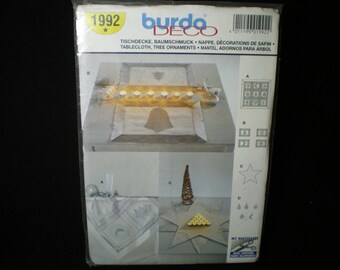 Patron Burda Deco 1992 tablecloth and fir decoration