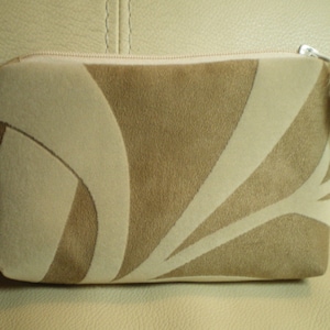Small makeup bag in suede and ecru velvet and beige