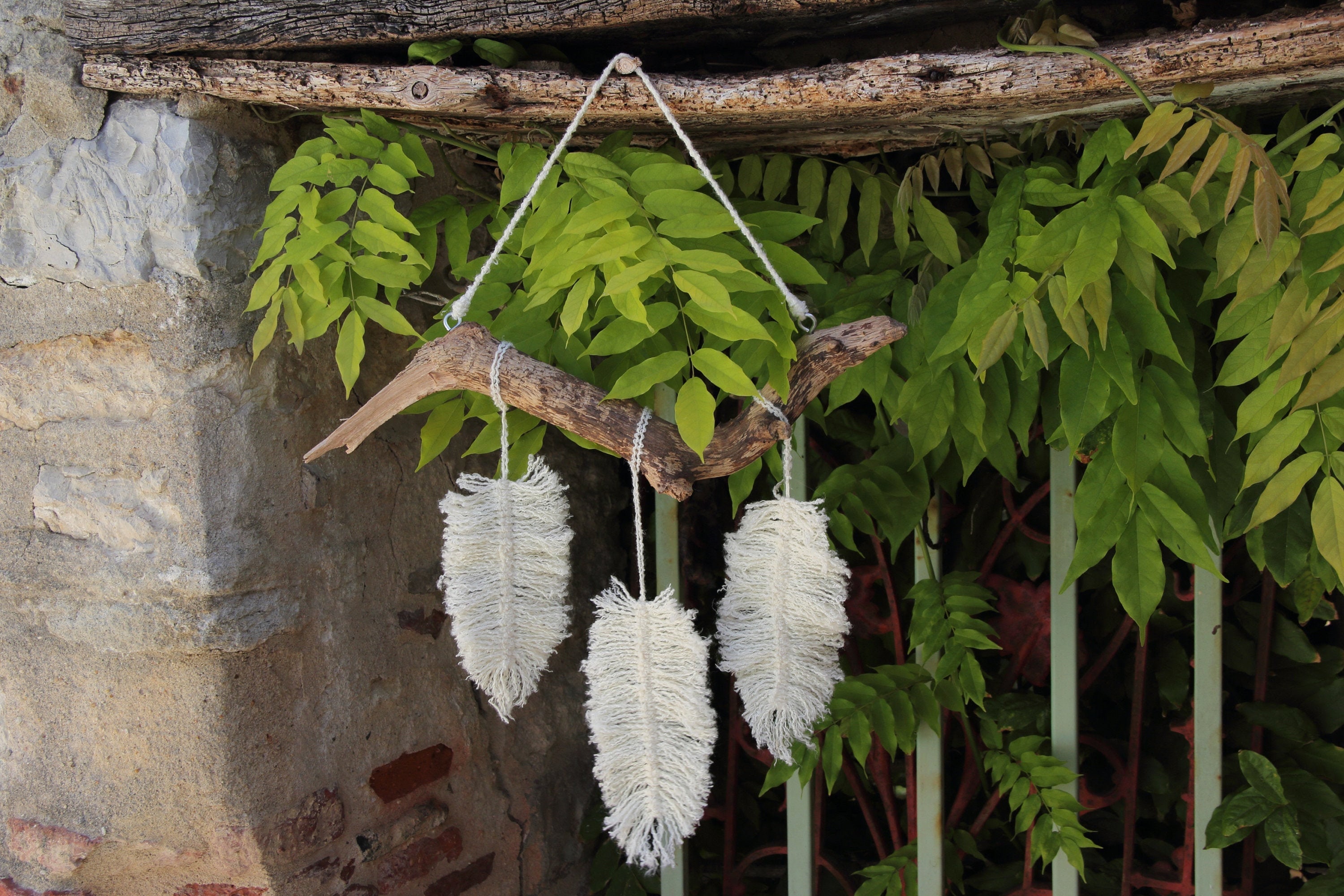 Décoration Murale Rustique en Plumes de Laine