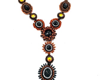 NEW Copper color Bezel Mania Necklace is a peyote, bead embroidery and RAW beading kit with multiple ruffled peyote stitch bezels, RAW strap