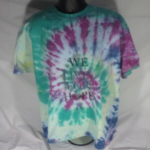 Tie Dye Spiral - We Live For Hope t-shirt - size 2XL
