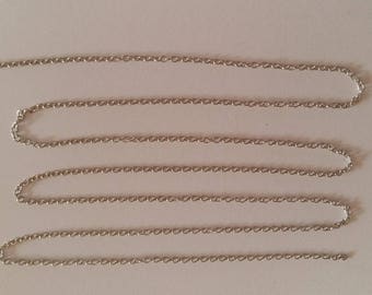 2 M de CHAINE METAL ARGENTE 1,5 x 2 mm tres fine - creation bijoux perles