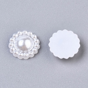 30 PERLES CABOCHON Demi Rond à coller acrylique Blanc NACRE Forme Fleur 12 mm - Dos Plat - Creation Diy