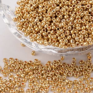 1000 pcs Round GLASS SEED BEADS, Rocailles Gold color Size 12/0 Diameter 2 mm Handmade Jewelry Making image 1