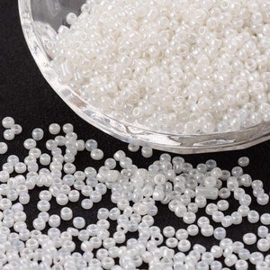 1000 pcs Round GLASS SEED BEADS, Rocailles - Pearly White - Size 12/0 Diameter 2 mm