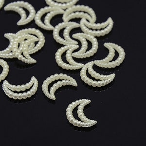 50 PERLES CABOCHON Forme LUNE acrylique Beige Nacré 14 x 11 mm - Creation Diy
