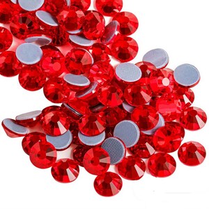 Strass Termoadesivi Lucidi in Vetro Rosso - 1.8mm - 2.5mm - 5mm - 6mm
