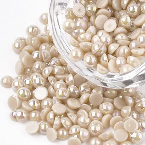 300 Halfronde CABOCHON KRALEN om te lijmen Donkerbeige PARELMOER acryl met veelkleurige reflecties 4 mm - Platte achterkant - Creatie Diy