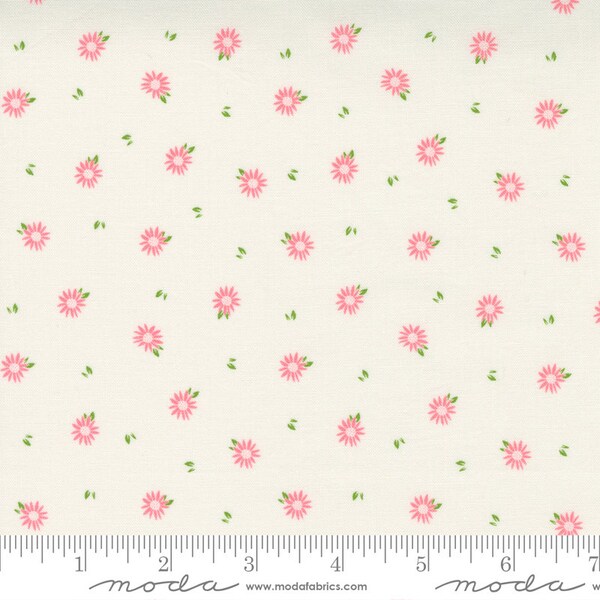 Sincerely Yours - Sherri & Chelsi - Chamomile Floral - Ivory - 37614-11 - Fabric is sold in 1/2 yard increments and cut continuously