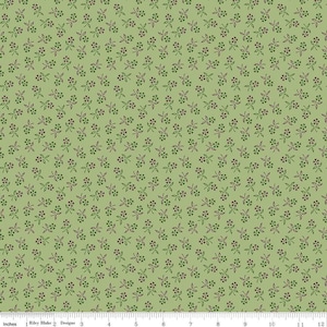 Autumn - Lori Holt - Perennial - C14664-Lettuce - Fabric is sold in 1/2 yard increments and cut continuously