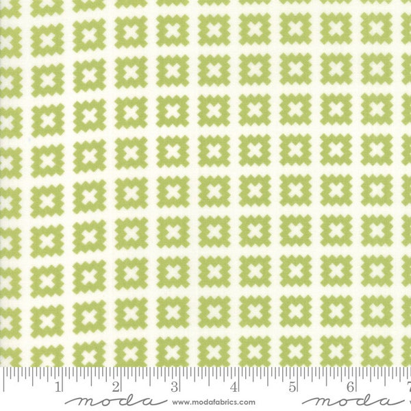 Little Snippets - Bonnie & Camille -  Quilt Blocks - Light Green - 55184-14 - Fabric is sold in 1/2 yard increments
