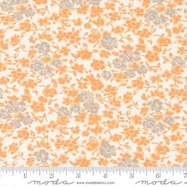 Harvest Moon - Fig Tree - Fall Bouquet - Ghost - 20472-11 - Fabric is sold in 1/2 yard increments and cut continuously
