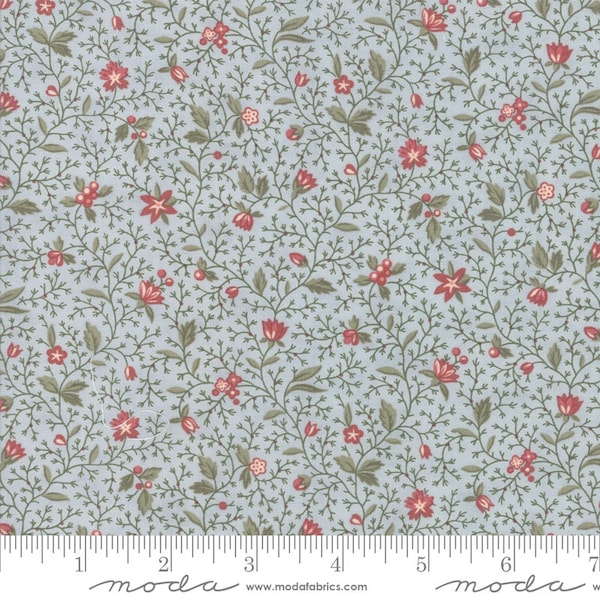 Marches De Noel - 3 Sisters - Meandering Vines - Frost - 44237-15 - Fabric is sold in 1/2 yard increments