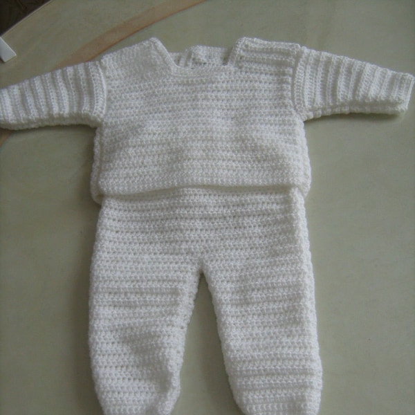 Ensemble blanc pour bébé, vêtements au crochet, fait à la main, vêtements pour prématuré, brassière prématuré, pantalon pour bébé, chaussons