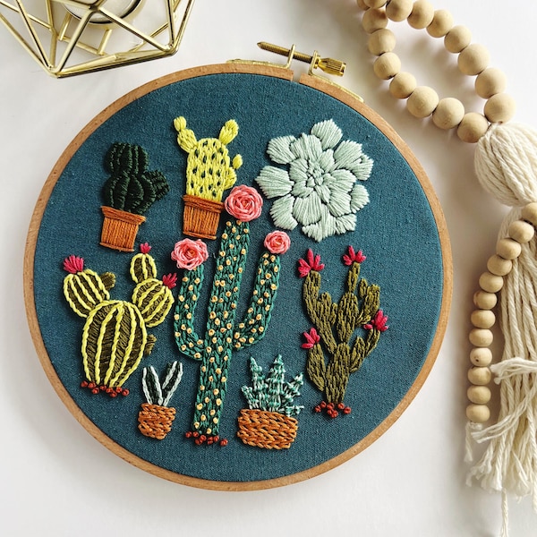Kit de bordado Jardín de Cactus: Aro de 15 cm, diseño de suculentas