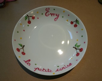 assiette personnalisée petite cerise peinte à la main