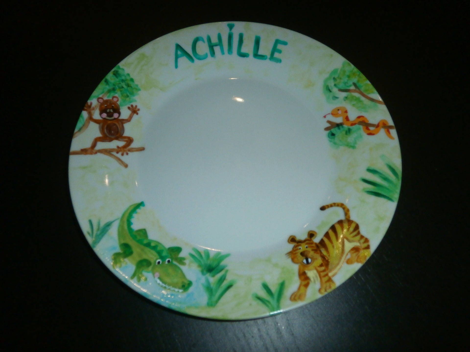 Assiette Peinte Personnalisée Motif Jungle avec Prénom