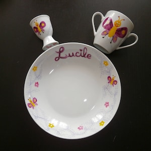 Service vaisselle personnalisé en porcelaine peint papillons & entrelats de fleurs image 1