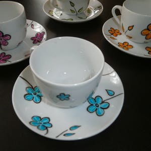 service de tasses en porcelaine peint unique Manaé image 3