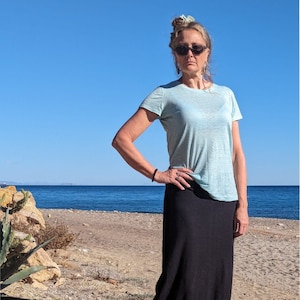 Pure hemp women&#39;s t-shirt - womes t shirt - womens fashion -  vegan - sustainable  - tshirt- 100% hemp- sheer tee
