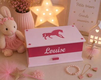Personalized horse jewelry box – Gift for a girl who loves horse riding – Named jewelry box with mirror – Children's room