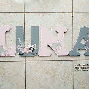 carta de madera / carta de la habitación del bebé / placa de la puerta / nombre para pegar / nombre personalizado, regalo de nacimiento tema unicornio