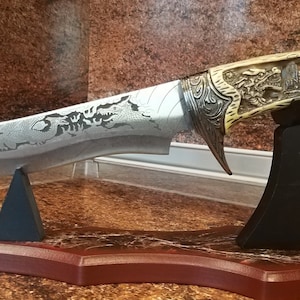 Drachen Jagdmesser mit Ständer, handgemachtes personalisiertes Geschenk