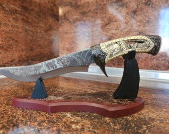 Hunting knife  Bear Engraved knife Unique blade Unique knife Handmade knife Personalized Knife Gifts for Him Custom knife gift Hunting decor