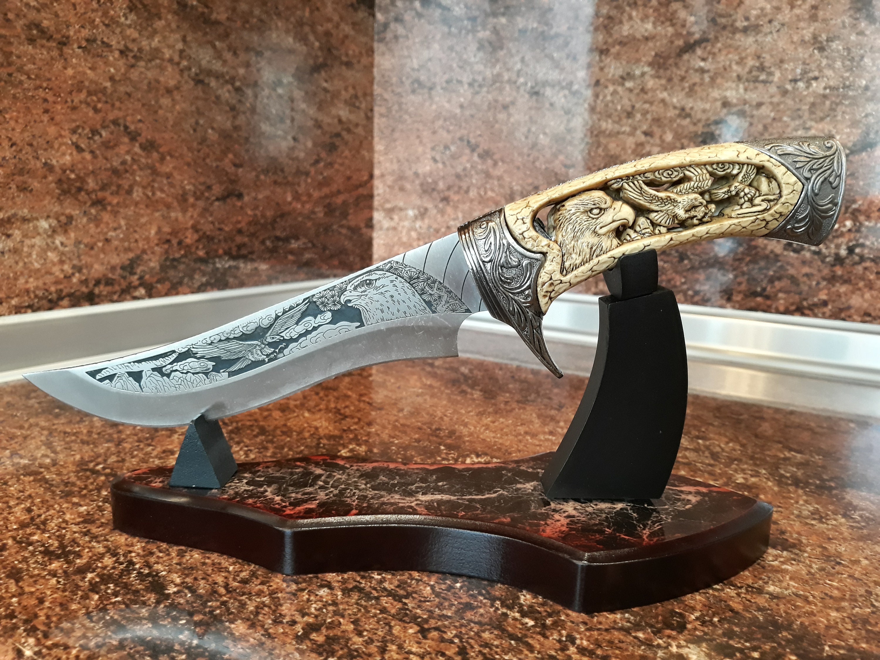 Hunting knife Engraved knife Unique blade Unique knife Handmade knife Personalized Knife Gifts for Him Custom knife gift Hunting decor