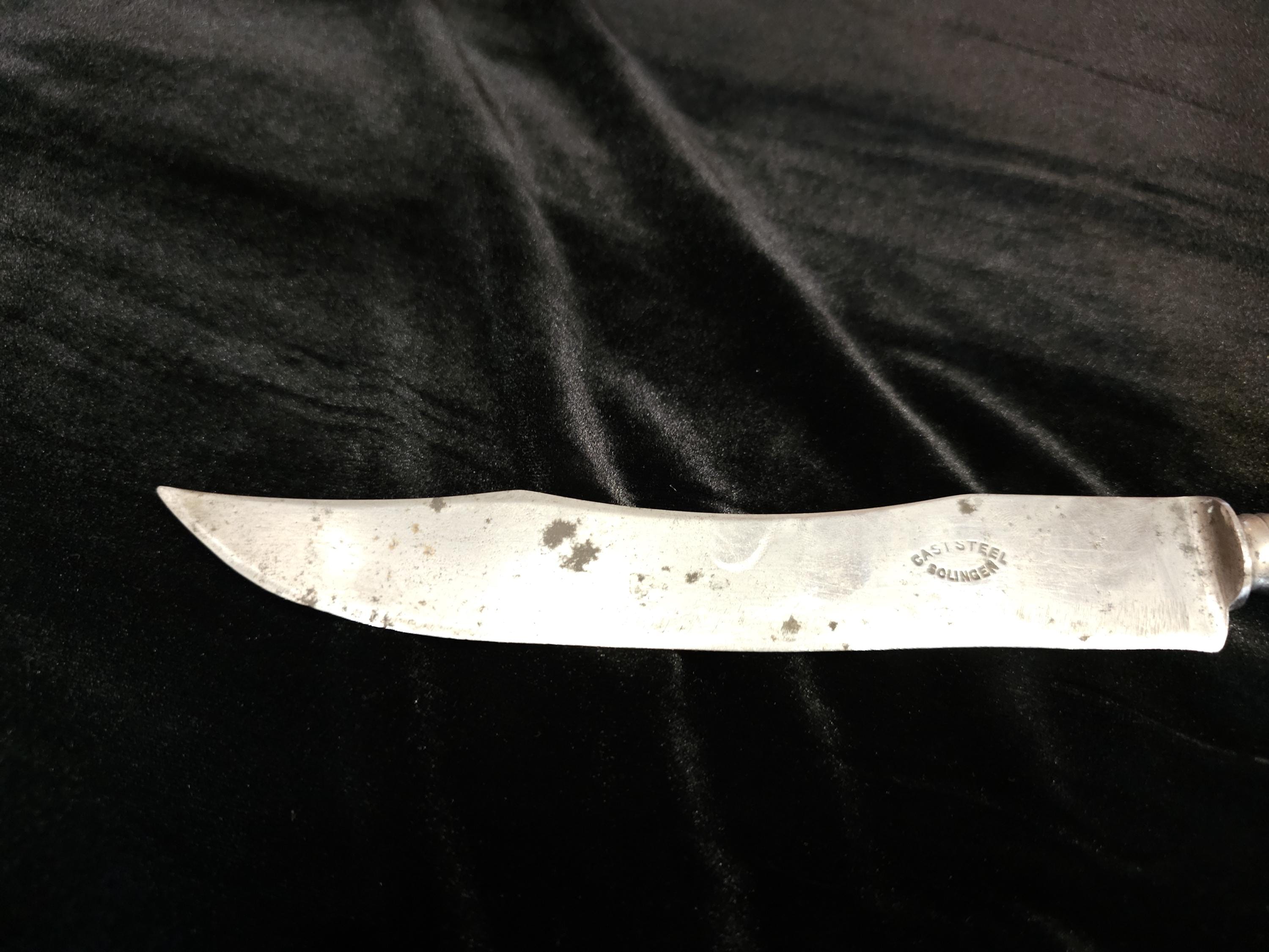 アンティークなビンテージナイフ　リンダークラシック ゾーリンゲンGERMANY ヴィンテージ ゾーリンゲン 鋳鋼ナイフ ドイツ製 コレクターブレード