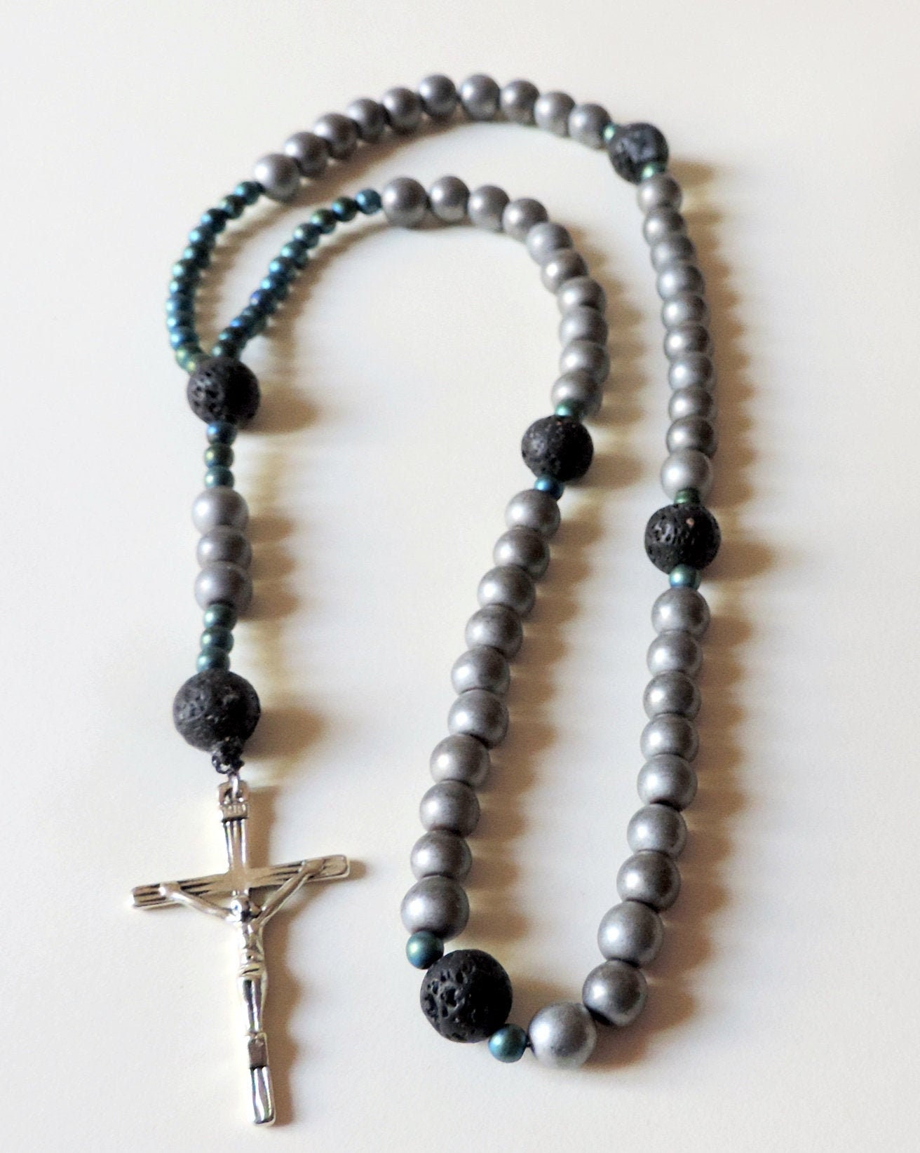 Chapelet Hématite à Crucifix