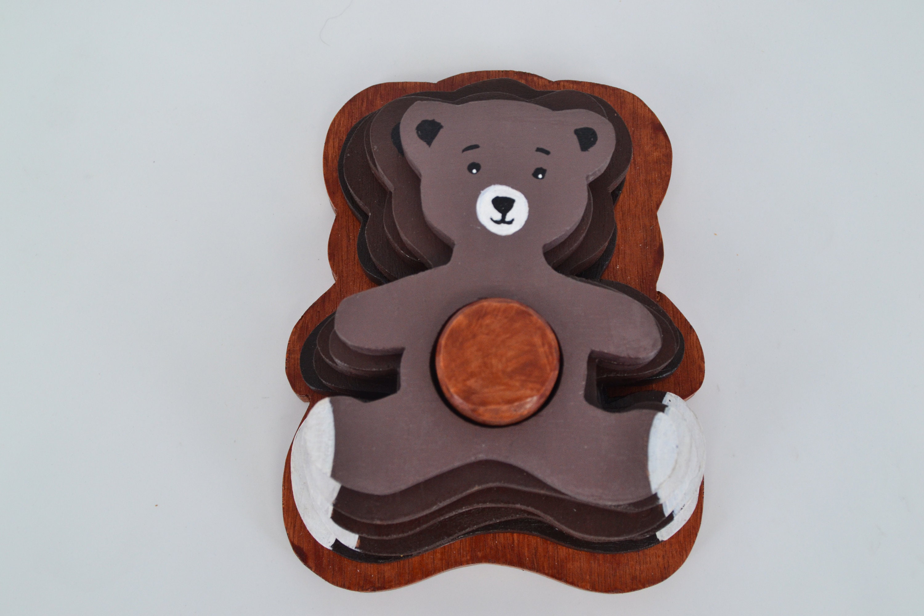 peluche et jouet en bois