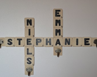 Porte-manteau/ Porte-clés/ Lettres scrabble/ Mots croisés