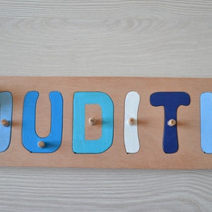 Rompecabezas de nombre / Juguete de madera / Rompecabezas educativo / Nombre personalizable / colores personalizables / letras incorporadas