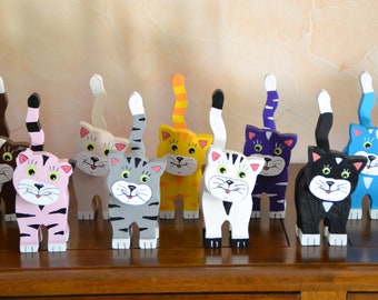 Toy / Wooden kitten / Hand painted / Colored cats