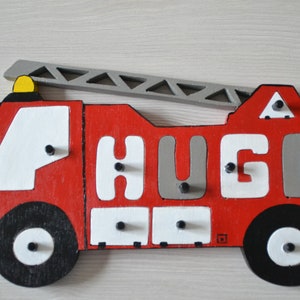 Rompecabezas de nombre/camión de bomberos/letras incorporadas/ Rompecabezas personalizable/regalo infantil/juguete de madera