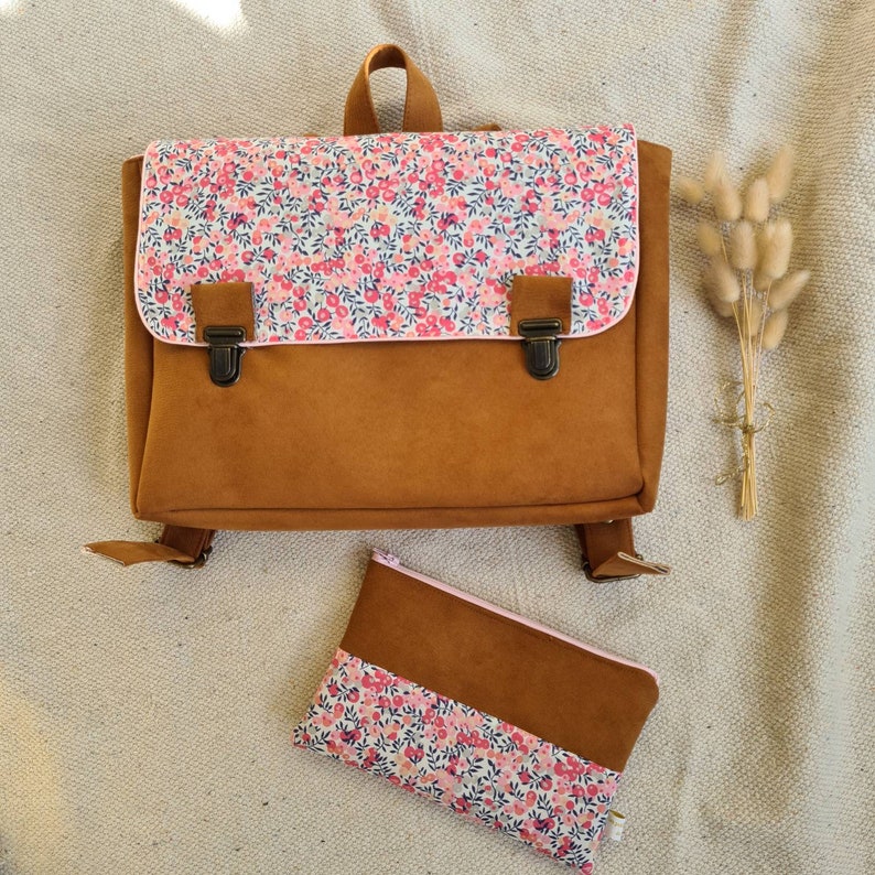 Cartable en simili cuir camel et Liberty wiltshire rose maternelle et primaire CP image 1