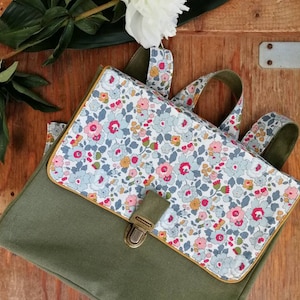 Cartable maternelle personnalisé Liberty Betsy porcelaine kaki et moutarde