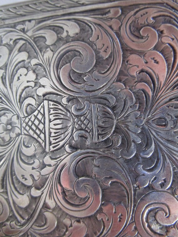 Antique Fancy Engraved 800 Silver Mirrored Compact Ha… - Gem