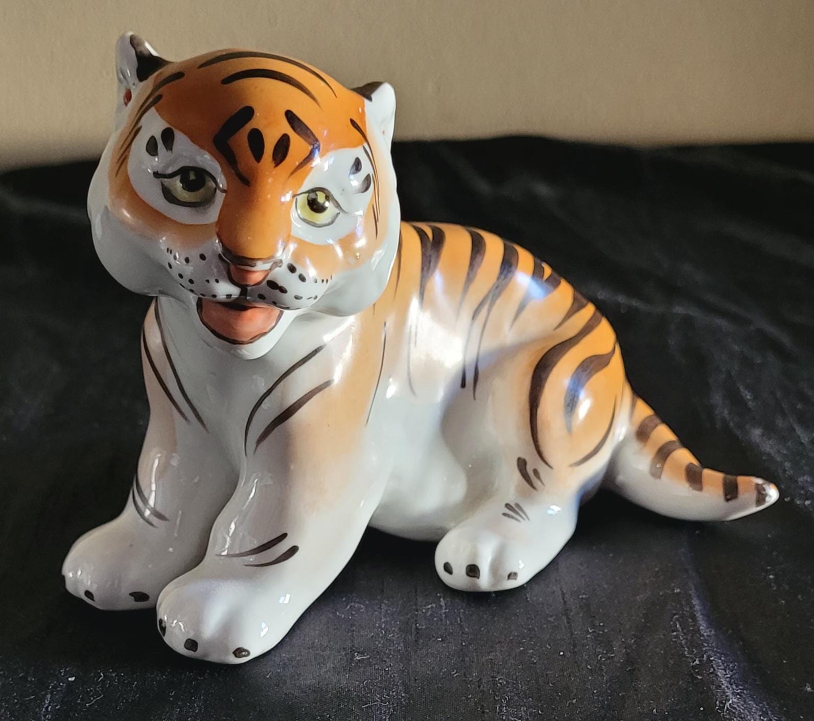 Vintage Ceramic Tiger Figurine - Etsy