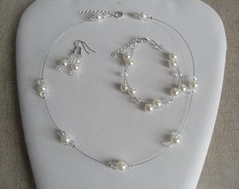 Parure mariée perles nacrées ivoires perles strass collier bracelet boucles d'oreilles Bijoux mariage