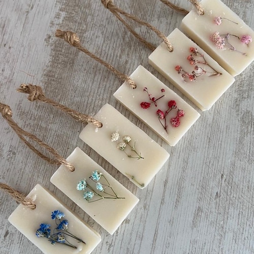 Scented tablet Fondant flower cotton dried flowers gypsophila Soy wax tablet perfume from Grasse Gift idea for wedding guests ceremony