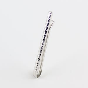 Men&#39;s Textured Tie Bar In Silver | Tie Slide