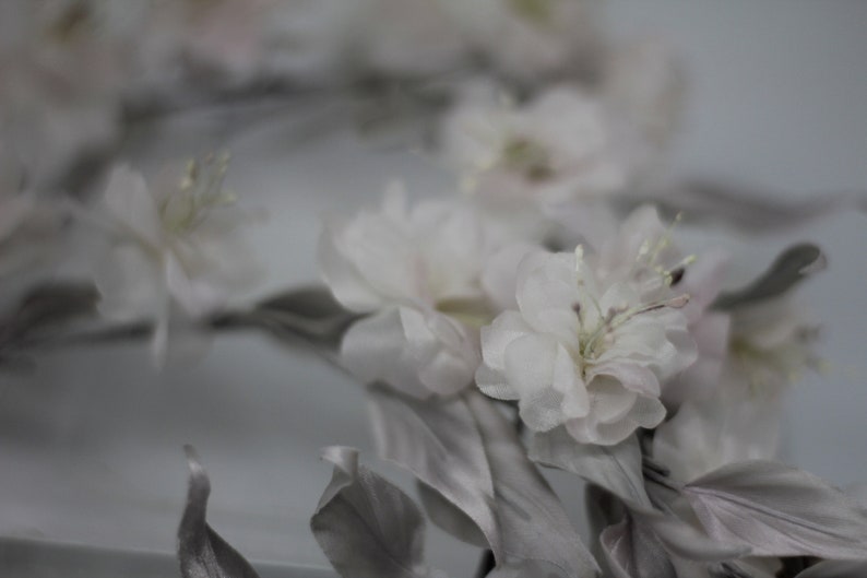 Bridal hair vine with sakura blossom for backyard wedding image 3