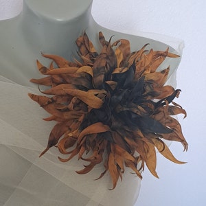 Kleurrijke tie-dye bloemenzijden reversspeld: statement sieraden voor elke gelegenheid Chrysantenbroche Grote bloemenbroche Zijden bloemenbroche