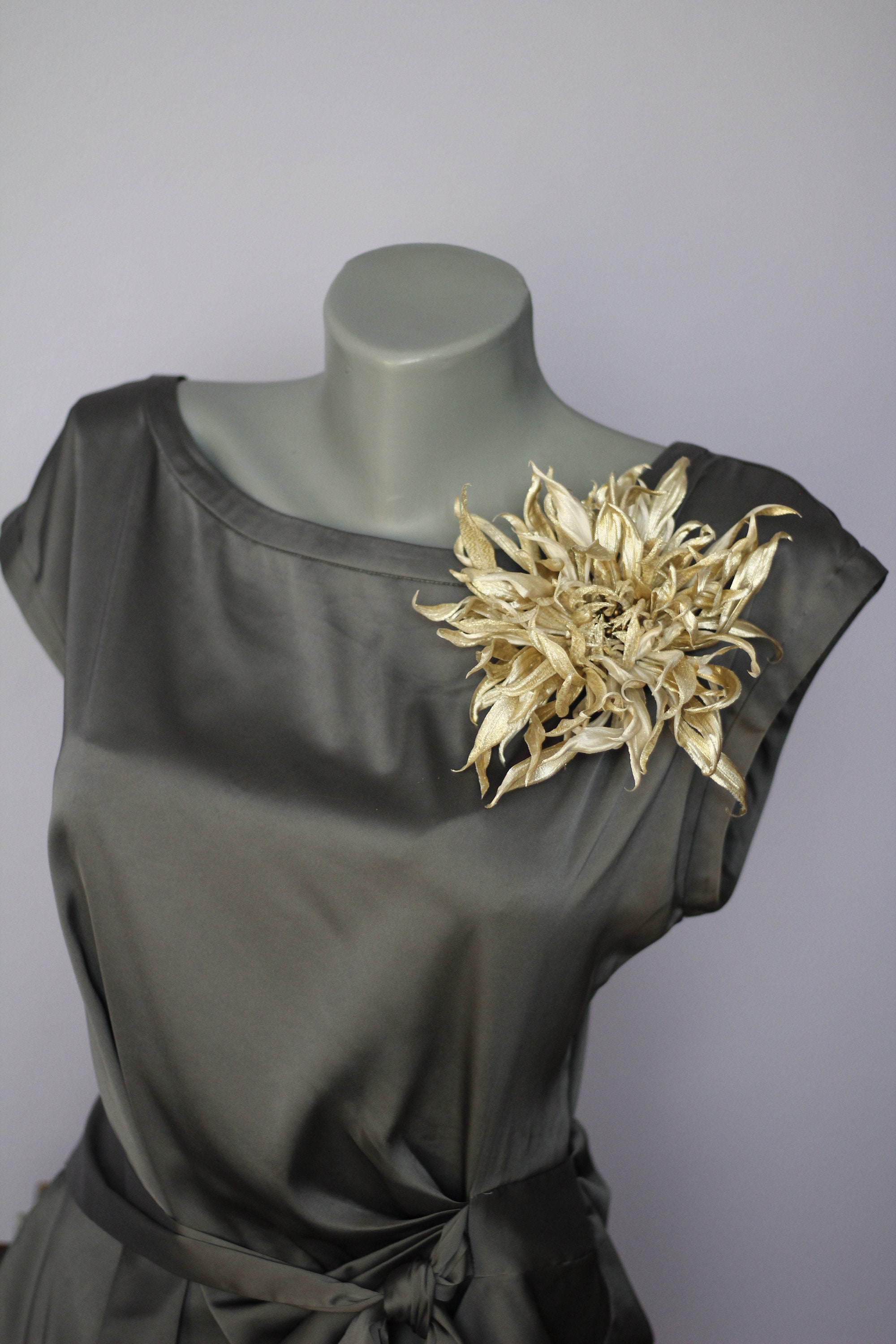 Chrysanthemum birth flower scorpio birthday Etsy