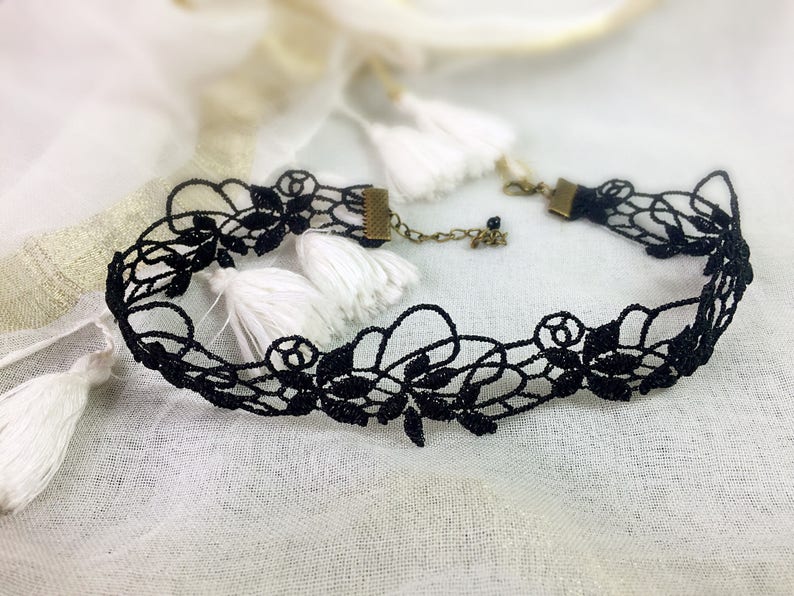 Necklace Choker Black lace choker 3 cm vintage gothic dentelle 1