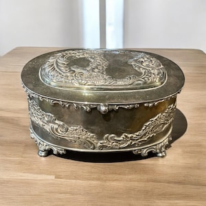 Victorian Derby Silver Jewelry Box