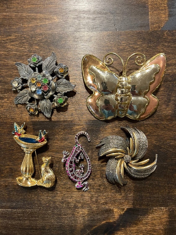 Vintage Brooches - image 2